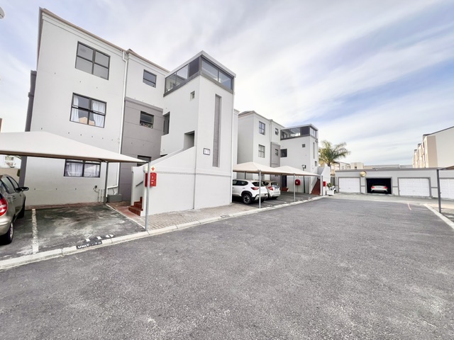 To Let 2 Bedroom Property for Rent in Vredekloof Western Cape